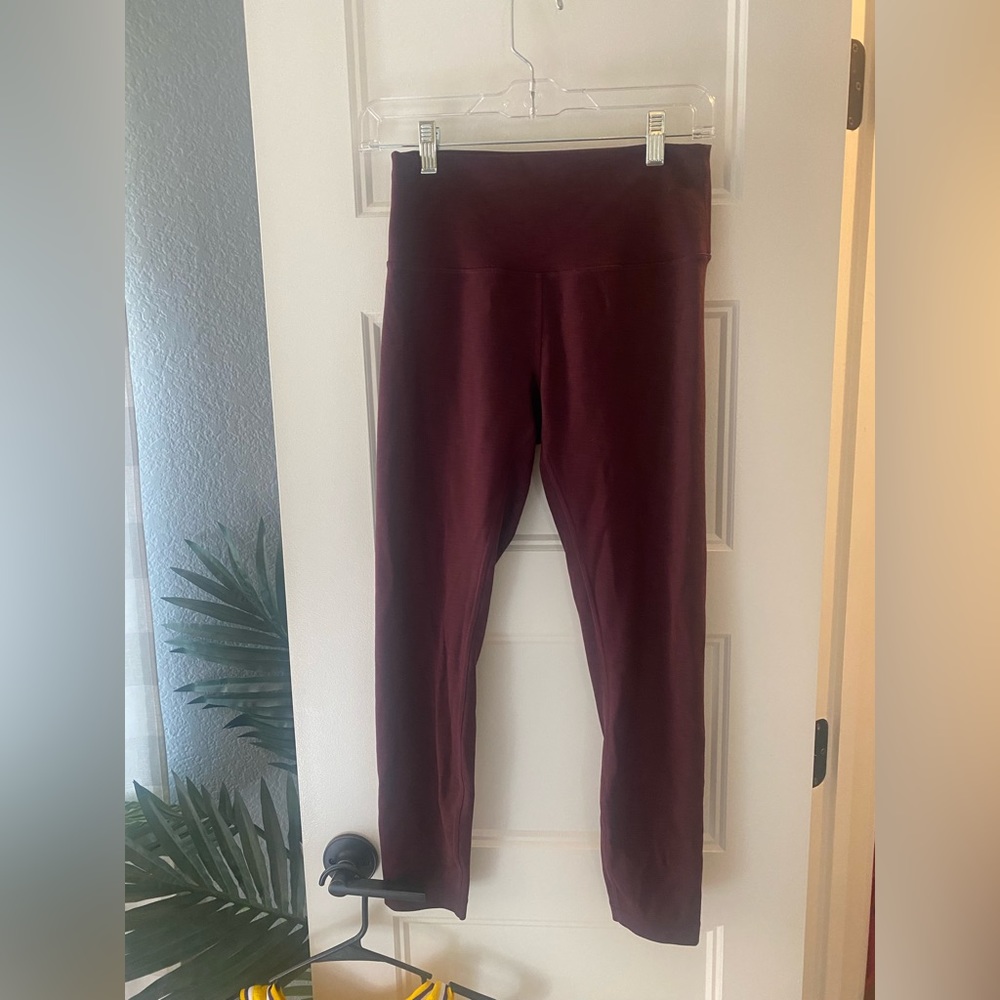 Lulu lemon maroon leggings